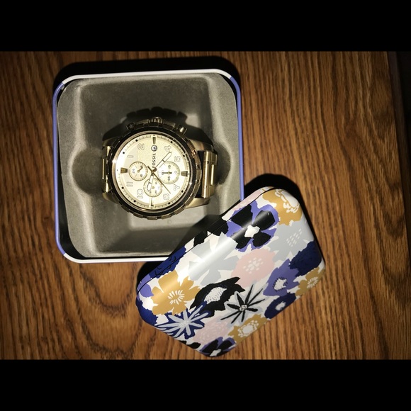 Gold Fossil Men’s Watch - Picture 3 of 4